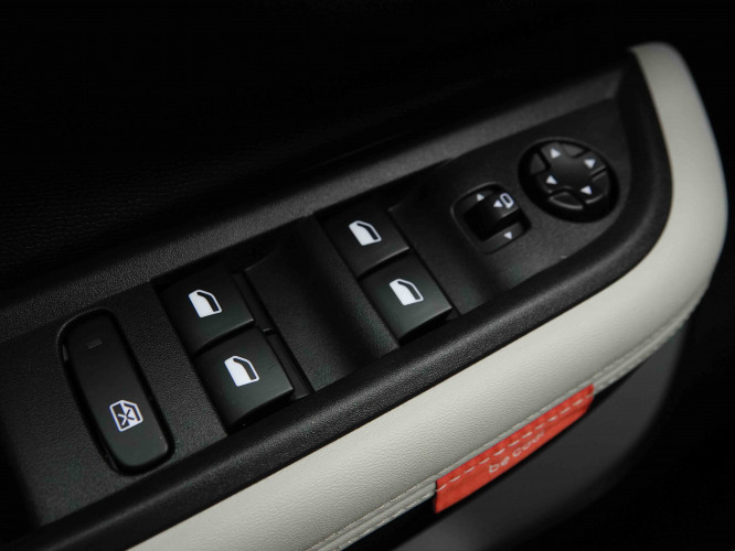 CITROEN_CITROEN_C3_2654473_18.jpg CITROEN_CITROEN_C3_2654473_18.jpg