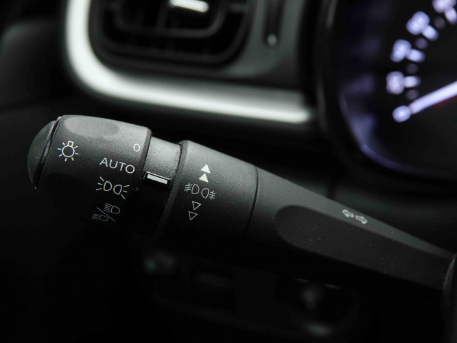 CITROEN_CITROEN_C3_2654526_13.jpg CITROEN_CITROEN_C3_2654526_13.jpg