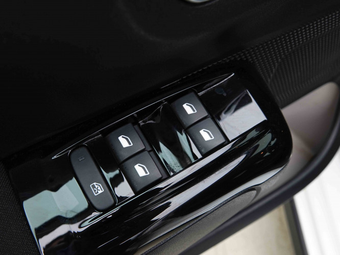 CITROEN_CITROEN_C3_2654603_19.jpg CITROEN_CITROEN_C3_2654603_19.jpg