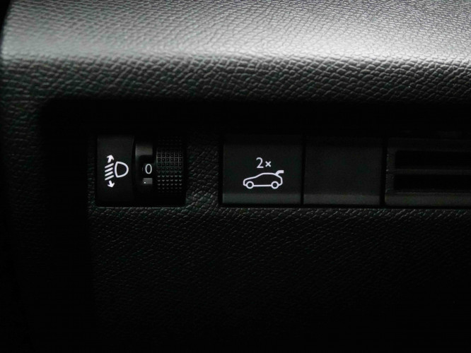 CITROEN_CITROEN_C4 X_2652703_19.jpg