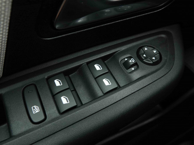 CITROEN_CITROEN_C4 X_2653787_20.jpg