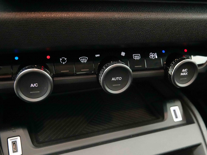 CITROEN_CITROEN_C4 X_2653789_13.jpg