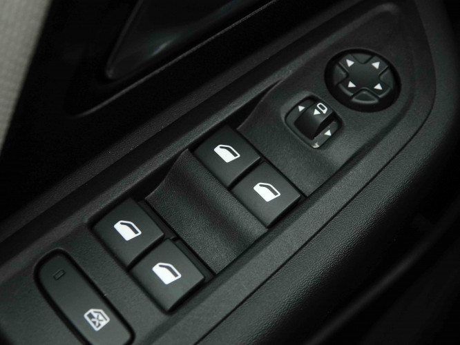 CITROEN_CITROEN_C4 X_2653790_20.jpg