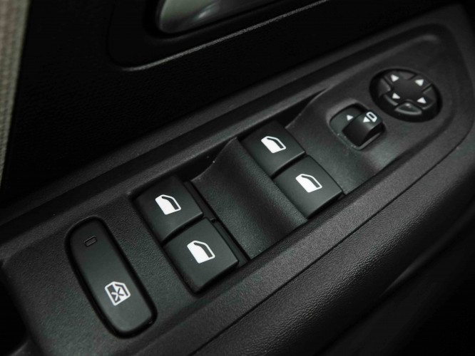 CITROEN_CITROEN_C4 X_2653791_20.jpg