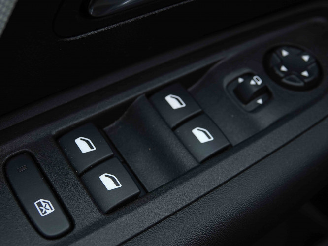CITROEN_CITROEN_C4 X_2655109_20.jpg