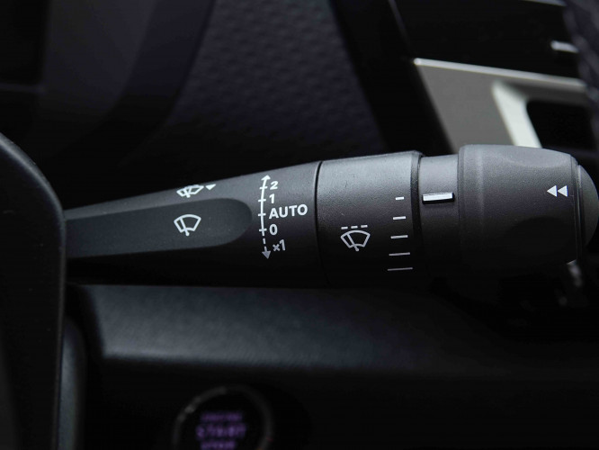 CITROEN_CITROEN_C4 X_2655639_17.jpg CITROEN_CITROEN_C4 X_2655639_17.jpg