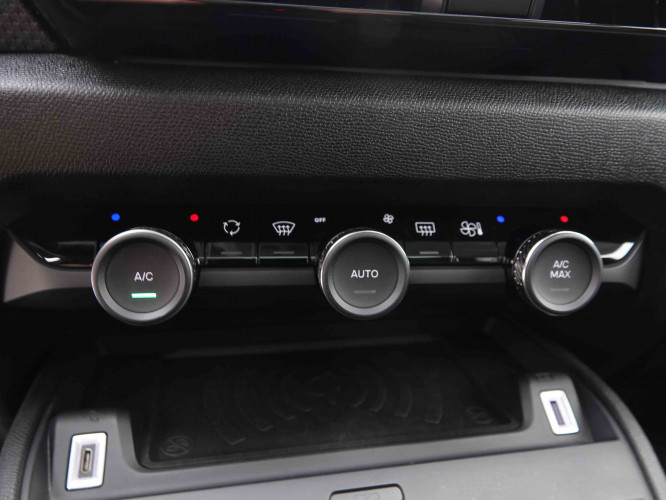 CITROEN_CITROEN_C4_2547583_14.jpg