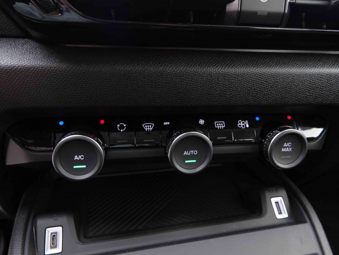 CITROEN_CITROEN_C4_2548493_13.jpg
