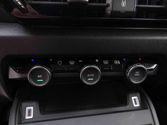 CITROEN_CITROEN_C4_2548494_14.jpg