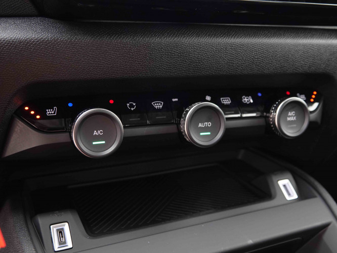 CITROEN_CITROEN_C4_2548985_14.jpg