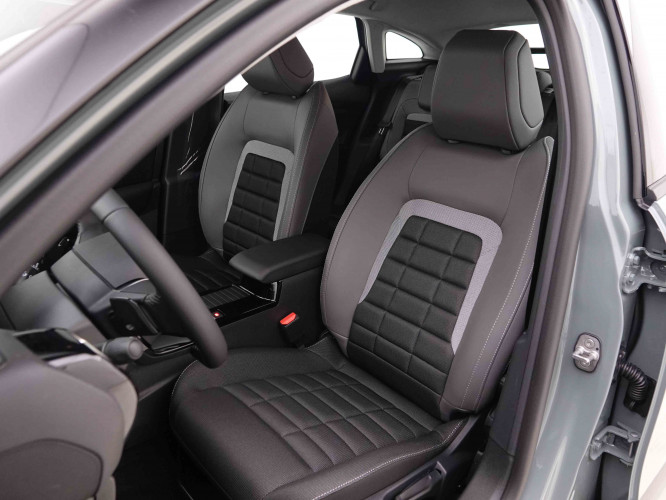 CITROEN_CITROEN_C4_2548985_6.jpg