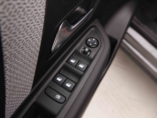 CITROEN_CITROEN_C4_2549328_21.jpg