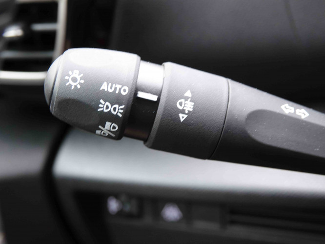 CITROEN_CITROEN_C4_2549340_14.jpg