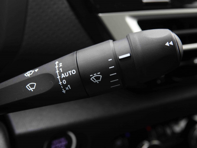 CITROEN_CITROEN_C4_2549642_18.jpg CITROEN_CITROEN_C4_2549642_18.jpg