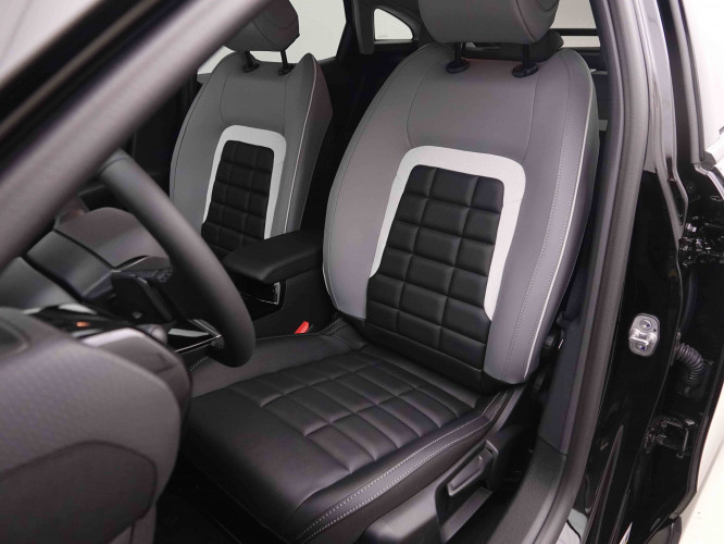CITROEN_CITROEN_C4_2549643_6.jpg CITROEN_CITROEN_C4_2549643_6.jpg