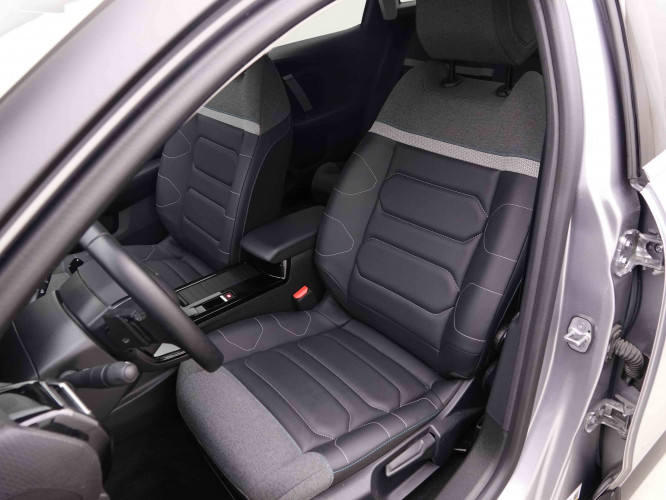 CITROEN_CITROEN_C4_2550579_6.jpg CITROEN_CITROEN_C4_2550579_6.jpg