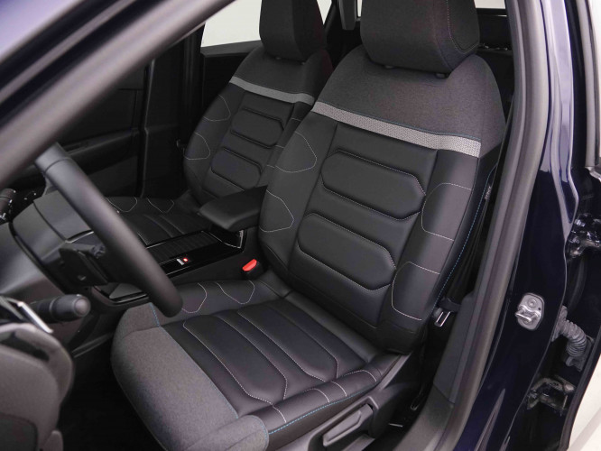 CITROEN_CITROEN_C4_2550583_6.jpg CITROEN_CITROEN_C4_2550583_6.jpg