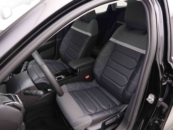 CITROEN_CITROEN_C4_2550937_6.jpg CITROEN_CITROEN_C4_2550937_6.jpg