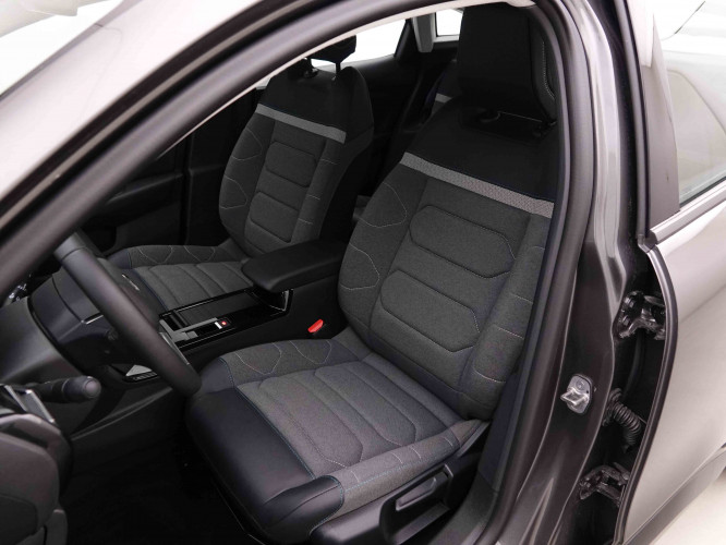 CITROEN_CITROEN_C4_2550957_6.jpg CITROEN_CITROEN_C4_2550957_6.jpg