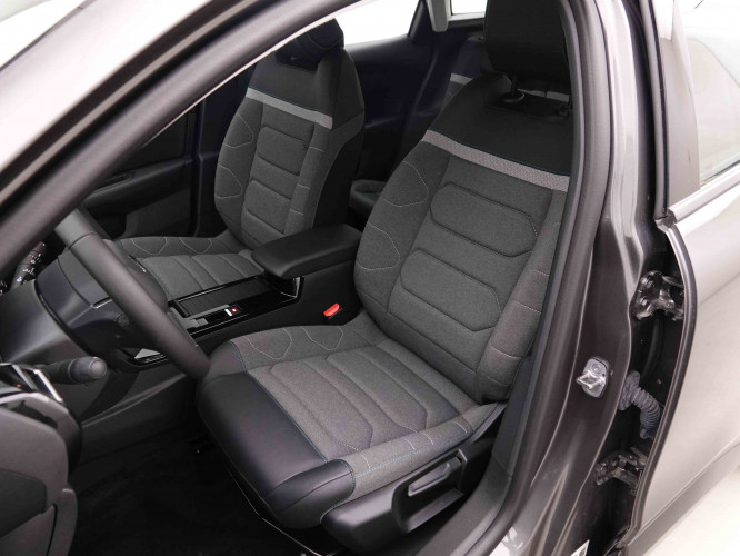 CITROEN_CITROEN_C4_2550959_6.jpg CITROEN_CITROEN_C4_2550959_6.jpg