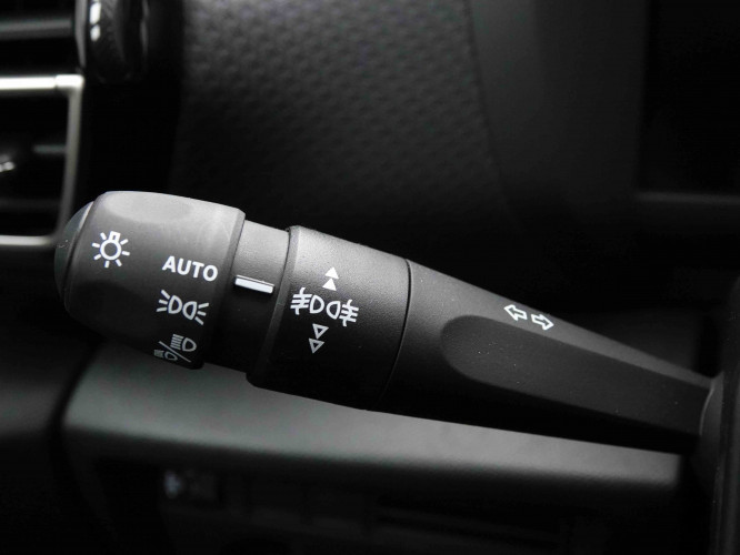 CITROEN_CITROEN_C4_2652042_16.jpg CITROEN_CITROEN_C4_2652042_16.jpg