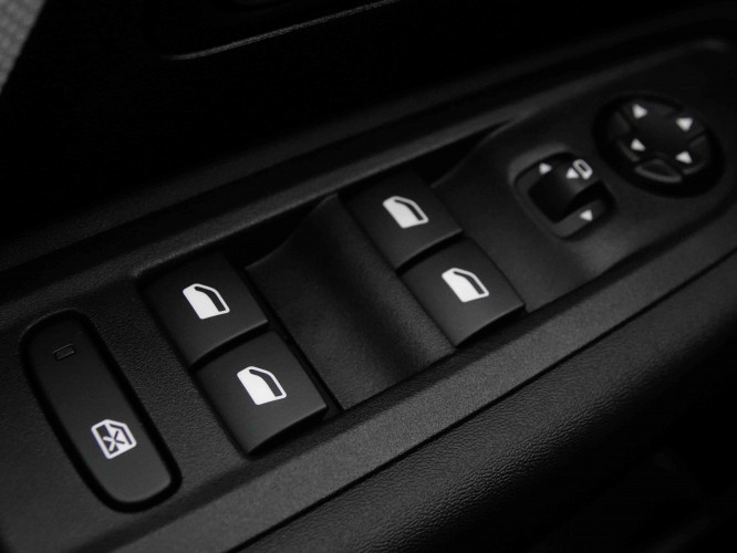 CITROEN_CITROEN_C4_2653168_20.jpg CITROEN_CITROEN_C4_2653168_20.jpg