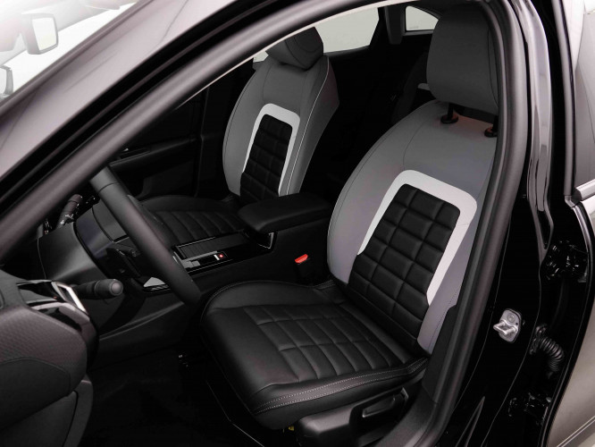 CITROEN_CITROEN_C4_2653171_6.jpg CITROEN_CITROEN_C4_2653171_6.jpg
