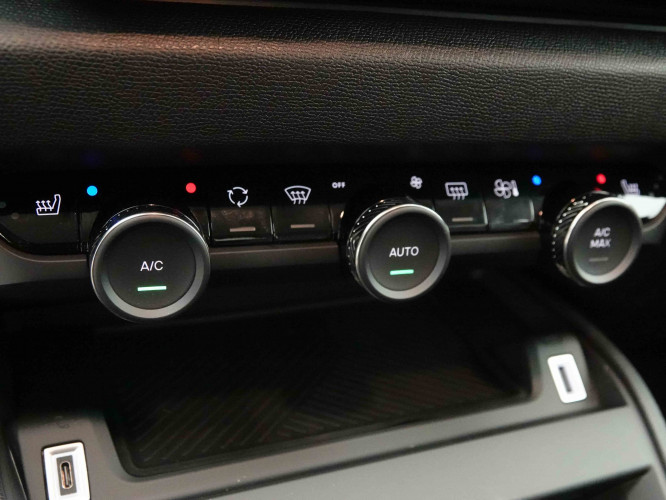 CITROEN_CITROEN_C4_2654236_14.jpg
