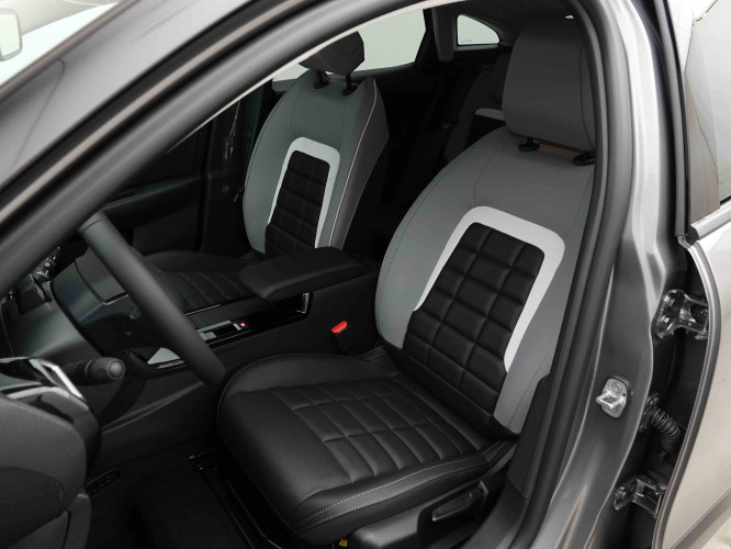CITROEN_CITROEN_C4_2654471_6.jpg CITROEN_CITROEN_C4_2654471_6.jpg