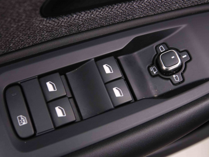 CITROEN_CITROEN_C5 X_2551708_19.jpg CITROEN_CITROEN_C5 X_2551708_19.jpg