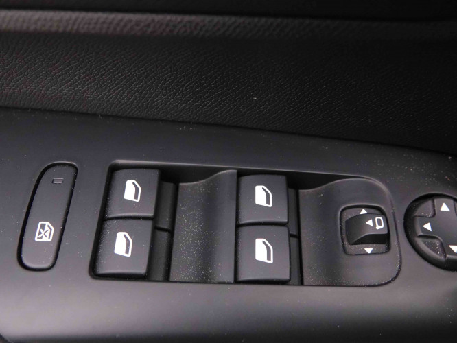 CITROEN_CITROEN_C5AIRCROS_2551598_21.jpg CITROEN_CITROEN_C5AIRCROS_2551598_21.jpg