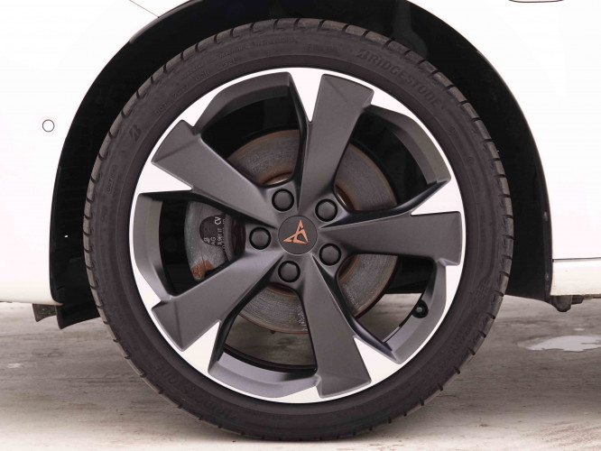 CUPRA_CUPRA_LEON_2548128_18.jpg