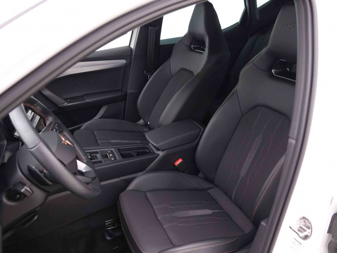 CUPRA_CUPRA_LEON_2548128_6.jpg