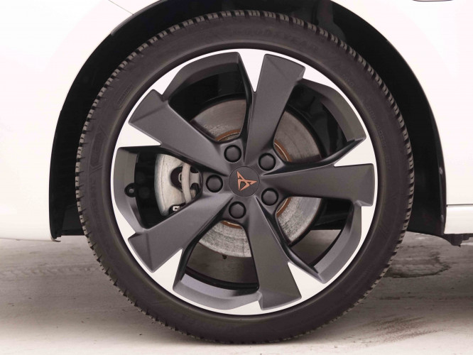 CUPRA_CUPRA_LEON_2548130_20.jpg