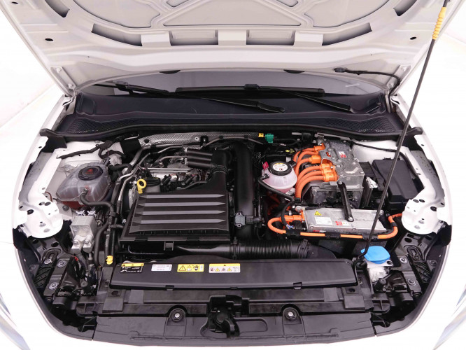 CUPRA_CUPRA_LEON_2548313_21.jpg