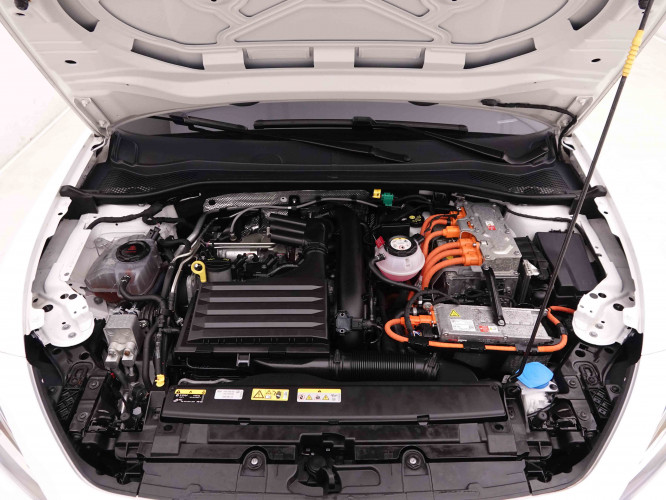 CUPRA_CUPRA_LEON_2548314_21.jpg