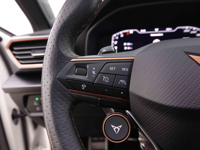 CUPRA_CUPRA_LEON_2548330_18.jpg