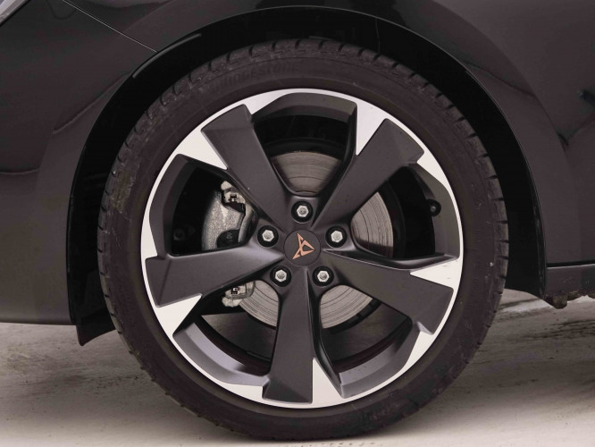 CUPRA_CUPRA_LEON_2551490_22.jpg CUPRA_CUPRA_LEON_2551490_22.jpg