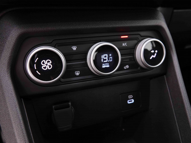 DACIA_DACIA_SANDERO_2548744_12.jpg