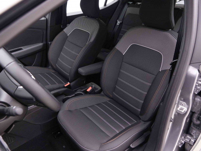 DACIA_DACIA_SANDERO_2548747_6.jpg