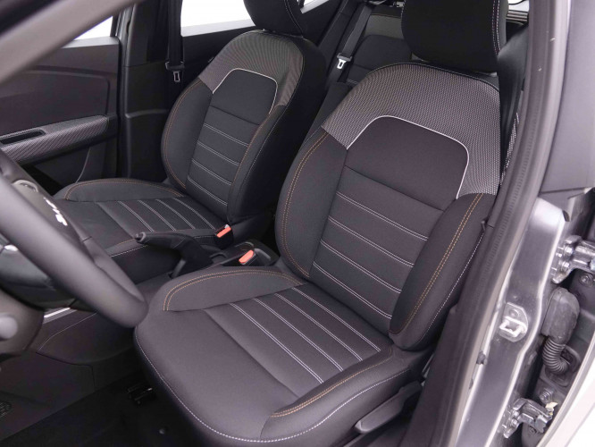 DACIA_DACIA_SANDERO_2549315_6.jpg