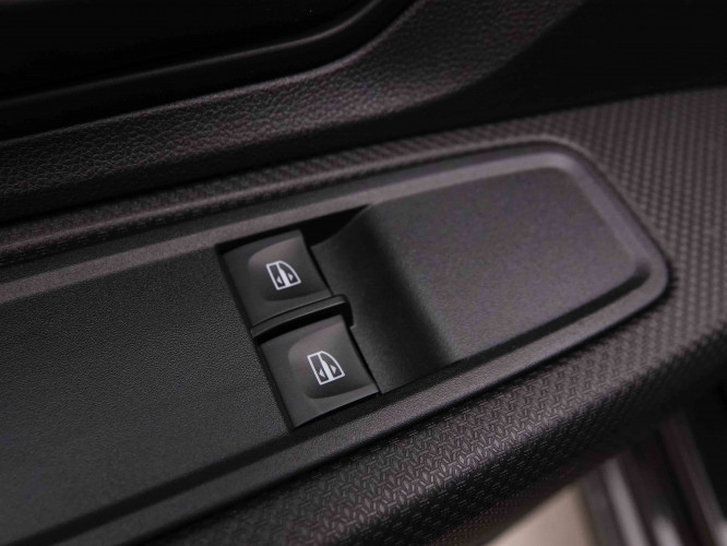 DACIA_DACIA_SANDERO_2652871_19.jpg