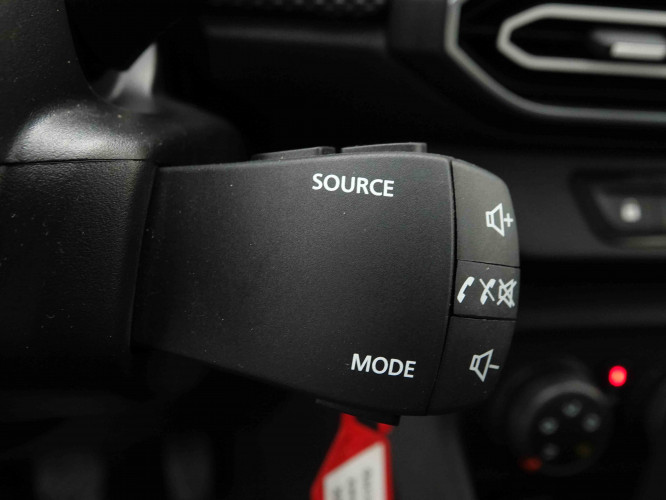 DACIA_DACIA_SANDERO_2654479_17.jpg