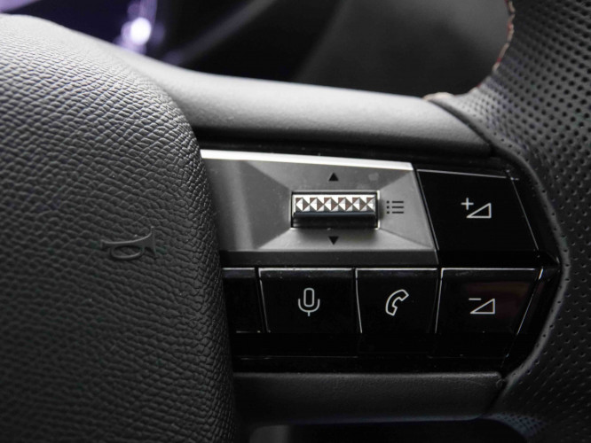 DS_DS_DS3CROSSBA_2551809_21.jpg DS_DS_DS3CROSSBA_2551809_21.jpg