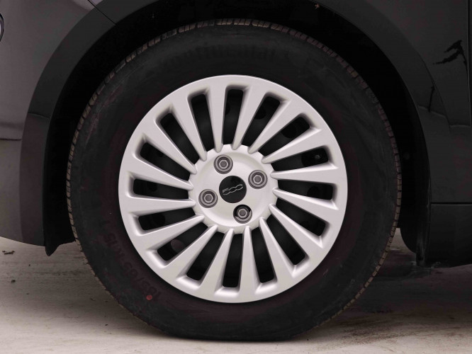 FIAT_FIAT_500E_2547210_70.jpg