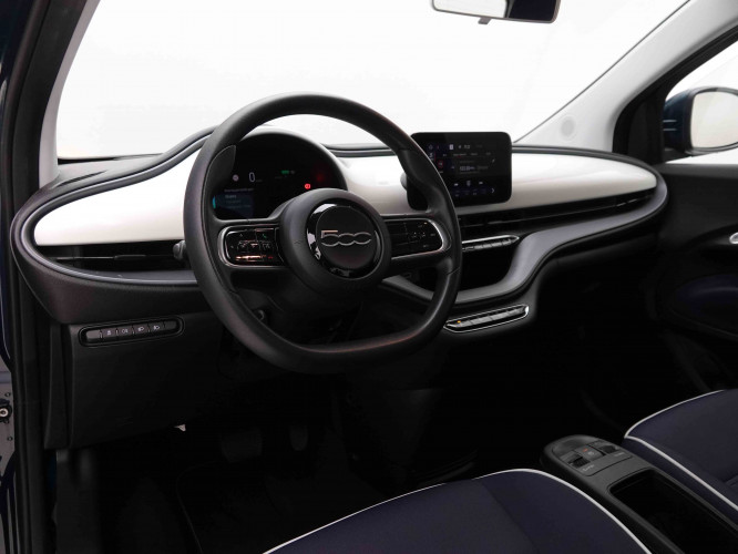 FIAT_FIAT_500E_2550831_7.jpg FIAT_FIAT_500E_2550831_7.jpg