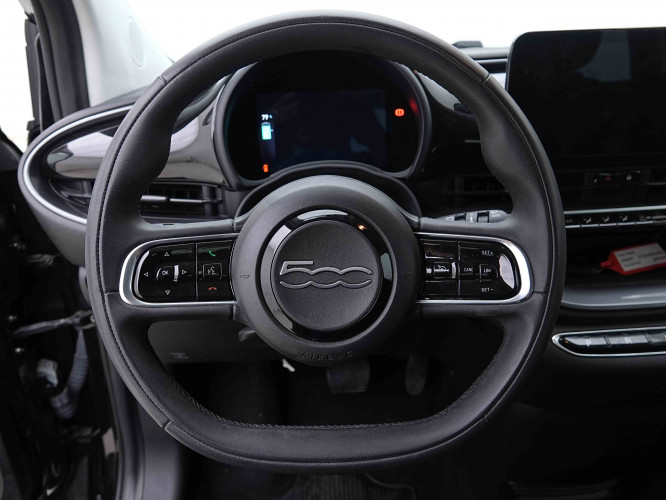 FIAT_FIAT_500E_2654269_8.jpg FIAT_FIAT_500E_2654269_8.jpg