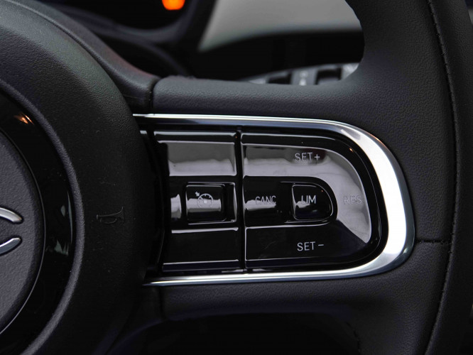 FIAT_FIAT_500E_2655006_17.jpg