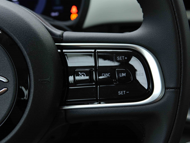 FIAT_FIAT_500E_2655007_17.jpg