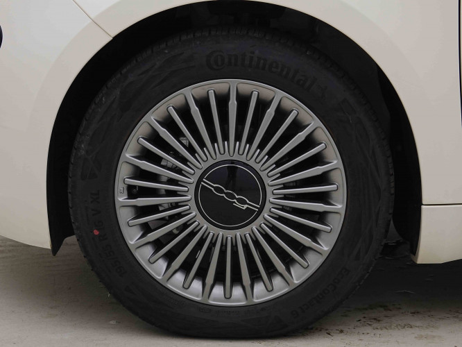 FIAT_FIAT_500E_2655007_20.jpg